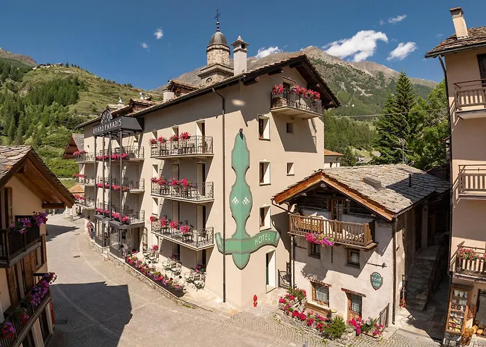 Hotel Du Grand Paradis - 1899 Auberge Boutique Cogne